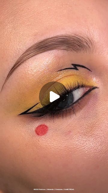 ColourPop Cosmetics on Instagram: "Feelin’ charged up from this Pikachu-inspired look by @indiarose_makeup ⚡   Wearing the NEW Pokémon x ColourPop Pallet Town eyeshadow palette 🌈💛 featuring 24 rainbow hues from soft pastels to fun brights inspired by the Kanto region  Available on May 9th at 10AM PT on colourpop.com & on May 12th at @UltaBeauty 🏠🌳   #PokemonXColourPop" Charmander Makeup, Pikachu Makeup Halloween, Pokemon Inspired Makeup, Pikachu Makeup, Pokémon Costume, Pokemon Makeup, Kanto Region, Pokemon Costumes, Colourpop Eyeshadow