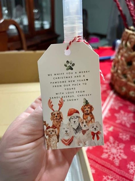 Doggy Daycare Christmas Gifts, Christmas Gifts For Dog Daycare, Dog Client Christmas Gifts, Christmas Gift Ideas For Dog Grooming Clients, Dog Groomer Christmas Gift Ideas, Dog Groomer Gift Ideas, Dog Christmas Activities, Client Gifts Christmas, Grooming Room