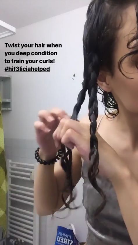 How To Curl Train Your Hair, How To Train Your Curls, Curl Training Wavy Hair, Curl Training Hair, Curl Training, Bright Copper Hair, 2c Hair, Brothers Conflict, Dry Curly Hair