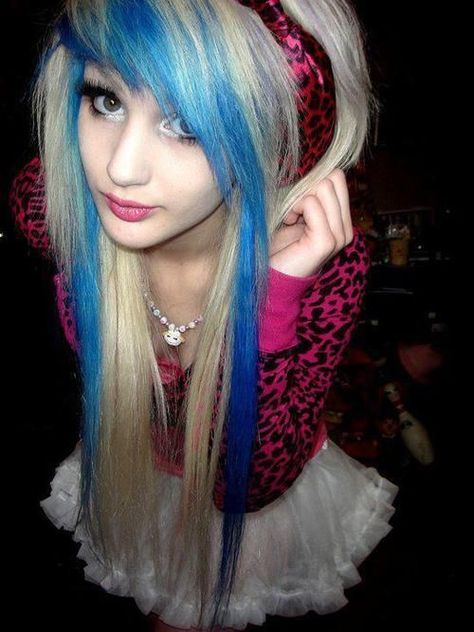 Emo hairstyles #Emohairstyles Short Emo Haircuts, Scene Emo Fashion, Emo Haircuts, Emo Scene Girls, Emo Hairstyle, Emo Hairstyles, Scene Aesthetic, Emo Scene Hair, Scene Girl