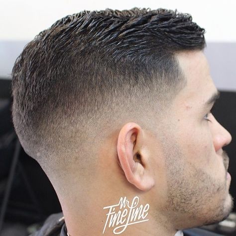 slick Fade Haircut Men's, Medium Fade Haircut, Haircut For Big Forehead, Gents Hair Style, Mens Hairstyles Medium, Faded Hair, Cool Hairstyles For Men, Mens Haircuts Fade, Men Haircut Styles