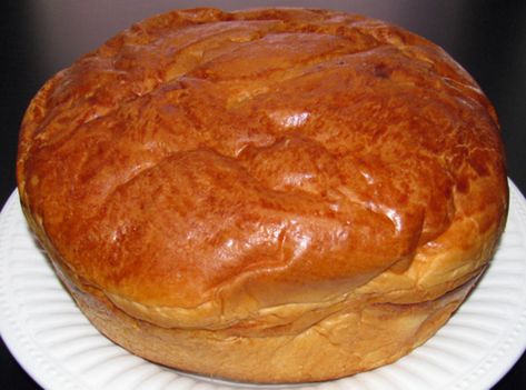 Portuguese Sweet Bread (Massa Sovada) Sweet Bread Loaf, Easter Sweet Bread, Christmas Cheesecake Recipes, Portuguese Bread, Portuguese Sweet Bread, Pan Relleno, Portuguese Desserts, Pane Dolce, Fall River Ma