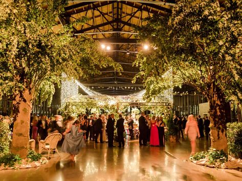 15 of the Most Unique Wedding Venues Out There Wedding Venues New England, Cake Display Table, Winter Wedding Venues, Urban Wedding Venue, 2014 Photos, Spanish Wedding, Rustic Fall Wedding, Wedding Venue Inspiration, Unique Wedding Venues