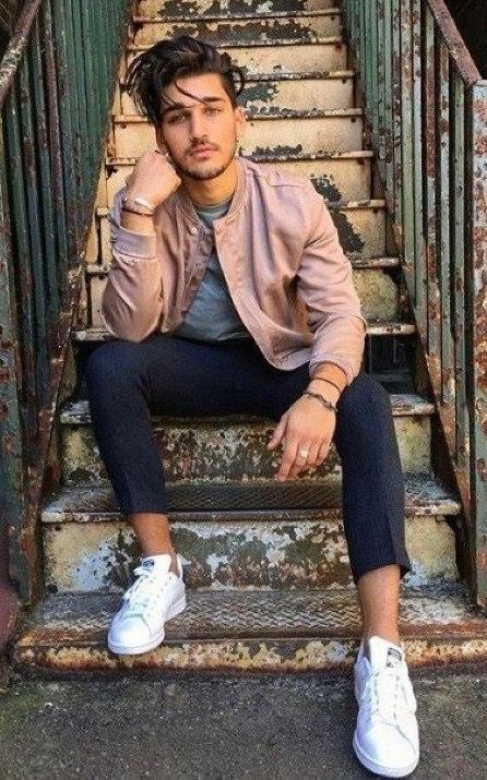 Men Fashion Photoshoot, Mens Photoshoot Poses, Male Models Poses, Portrait Photography Men, Men Photoshoot, Man Photography, Men Photography, Mens Fashion Photography, Fashion Photography Poses