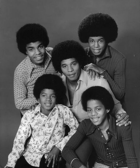 The Jackson 5 Jackson 5 Aesthetic, Michael Jackson Family, Jackson 5 Christmas, Musica Aesthetic, Jackson 5 Poster, Jackson 5 70s, The Jackson’s, The Jackson 5 Poster, Jackson 5 Album Covers