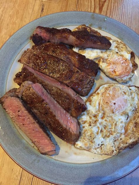 Beef Steak Recipes, Foodporn Recipes, Meal Prep Clean Eating, Food Babe, Steak And Eggs, Think Food, Food Goals, Food Is Fuel, The Hub