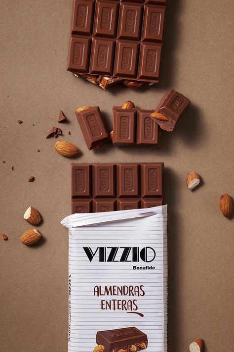 VIZZIO on Behance Chocolate Bar Photography Food Styling, Chocolate Product Shoot, Chocolate Bars Photography, Chocolate Product Photography Ideas, Chocolate Bar Product Photography, Luxury Chocolate Photography, Product Photography Chocolate, Chocolate Photography Food Styling, Chocolate Photoshoot Ideas