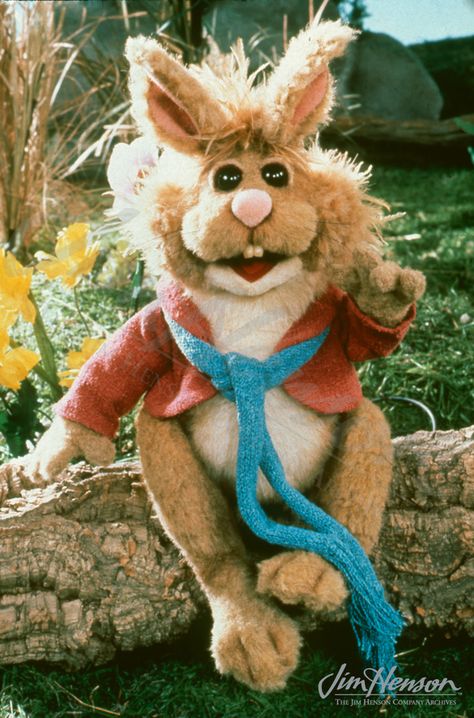 The Tale of the Bunny Picnic | 9 Forgotten Easter Specials From Your Childhood Beto Y Enrique, Bean Bunny, Muppet Christmas Carol, Easter Specials, Fraggle Rock, Kids Series, The Muppet Show, Muppet Babies, Kermit The Frog