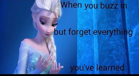 Bible Quizzing, Hans Frozen, Frozen 2013, Frozen Queen, Disney Screencaps, Peaceful Living, Disney Classics, Queen Elsa, Frozen Disney