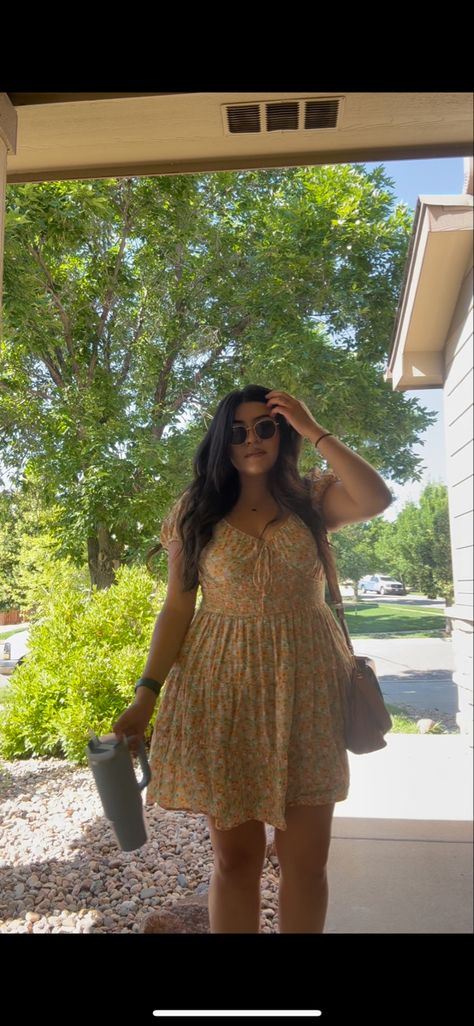 Goa Outfits Plus Size, Mid Size Feminine Outfits, Sundress Outfit Midsize, Midsize Girl Summer Outfits, Spring Dresses Midsize, Spring Outfit Inspo Plus Size, Mid Size Spring Fashion, Sundress Midsize, Midsize Easter Outfit