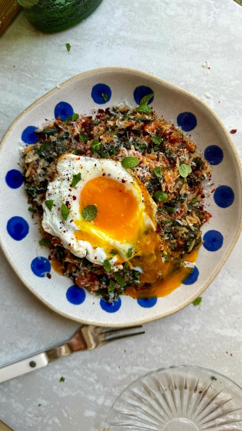 Nasim Lahbichi | 🇹🇷 turkish spinach, tomatoes, and rice- my favorite way to turn my least favorite leafy green into something edible I love all… | Instagram Nasim Lahbichi, Steamed Spinach, Spinach Rice, Tomato Rice, Raw Spinach, Extra Protein, Cracked Pepper, All Vegetables, Least Favorite