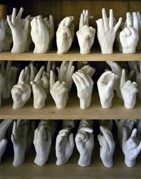 Plaster Hands, Show Of Hands, Tanah Liat, Hand Sculpture, Hand Art, Hand Cast, Sign Language, Ceramic Sculpture, Clay Art