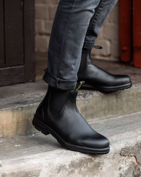 Blundstone Boots Mens, Best Chelsea Boots, Blundstone Black, Blundstone Style, Blundstone Chelsea Boots, Half Boot, Mens Outdoor Fashion, Blundstone Shoes, Black Boots Outfit