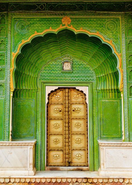 Jaipur City Palace, India by Cait Sith | a visit to india | tourist of india | visit in india | tours and travel operator Gold Doors, City Palace Jaipur, Starověký Egypt, When One Door Closes, Cool Doors, Green Door, Old Doors, Unique Doors, Beautiful Doors