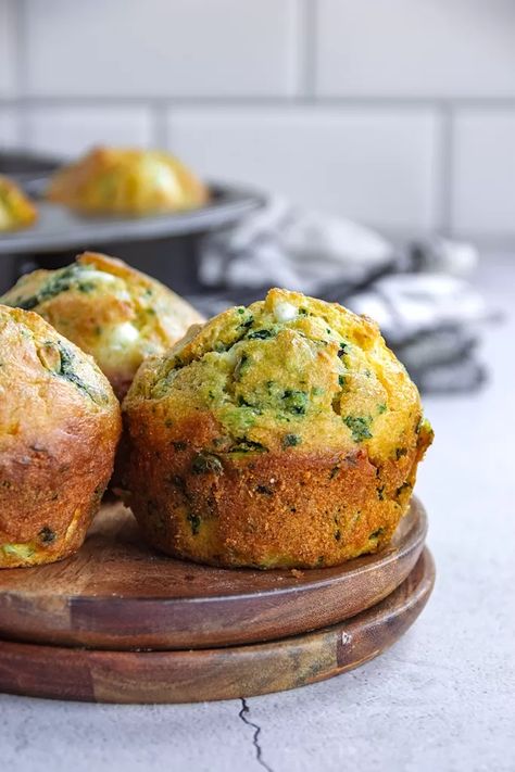 Savory Cornbread, Savory Muffins Recipes, Cornbread Cake, Spinach Muffins, Cornbread Recipes, Jiffy Cornbread, Spinach Ricotta, Cornbread Muffins, Savory Muffins