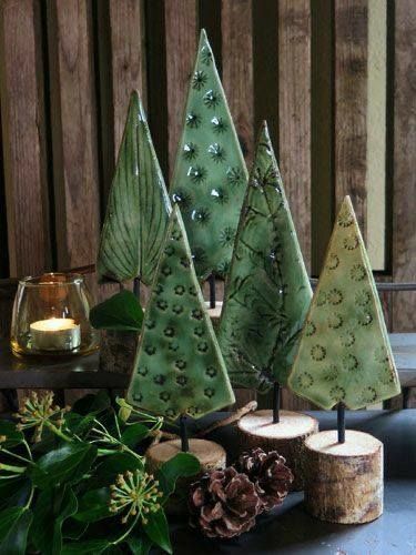 Vintage Ceramic Christmas Tree, Easy Diy Christmas Gifts, Christmas Clay, Ceramic Christmas Trees, Clay Ornaments, Easy Christmas Diy, Noel Christmas, Pottery Ideas, Xmas Crafts