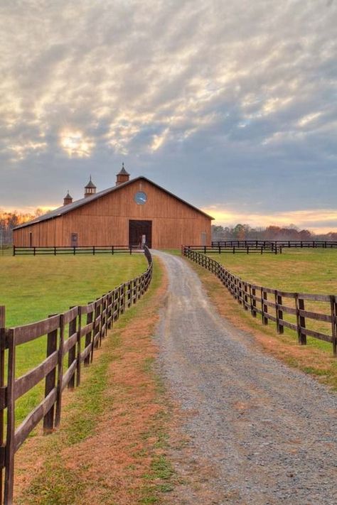 . ..rh Farm Garage Ideas, Country Side Homes, Country Side House, Peach Cottage, Cow Barn, Long Driveway, Country Barns, Future Farms, Wood Barn