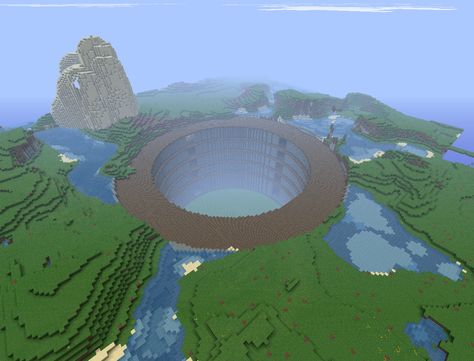 Why do I love this hole in the ground? I do not know. Minecraft Hole Base, Minecraft Circles, Hole In The Ground, Minecraft Banner Designs, Minecraft Banners, All Minecraft, Minecraft Castle, Minecraft Medieval, Minecraft City