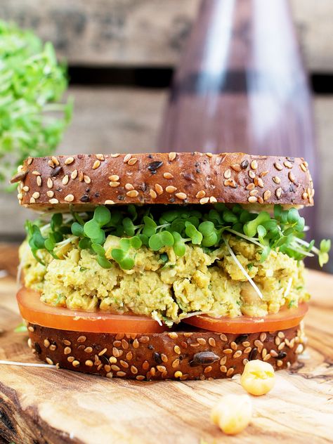 Pesto Chickpea, Chickpea Pesto, Chickpea Mash, Chickpea Sandwich, Pesto Sandwich, Vegan Pesto, Chickpea Recipes, Pesto Recipe, Sandwich Recipe