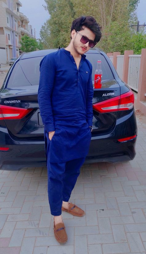 Shahbaz khan bf Boski Shalwar Kameez Men, Boys Shalwar Kameez Design, Boys Shalwar Kameez, Shalwar Kameez Design, Stylish Boy Haircuts, Kameez Design, Shalwar Kameez Designs, Army Couple Pictures, Stylish Boy