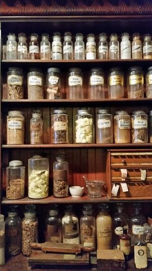 Hoodoo Roots and Herbs - Association of Independent Readers and Rootworkers Goat Of Mendes, Medical Decor, Magia Das Ervas, Apothecary Cabinet, Medicine Bottles, Kitchen Witch, Emergency Medical, Bud Vases, Apothecary