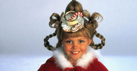 Easy Whoville Hair, Whoville Photoshoot, Who Ville Costumes, Cindy Lou Who Hairstyle Diy, Diy Cindy Lou Who Hair, Cindy Lou Who Makeup, Whoville Makeup, Whoville Hairstyles, Cindy Loo Who