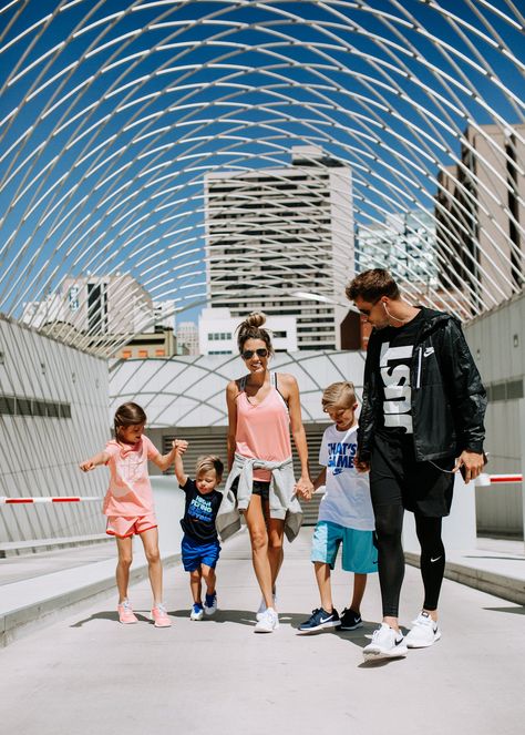 Family Sportswear Styles #nike #family #sale #fitness #sportswear #casual #nike #kohls Athletic Family Photos, Sporty Family Photoshoot, Nike Shoot, Nike Family, Best Nike Shoes, Hello Fashion Blog, Christine Andrew, Sibling Poses, Family Picture Poses