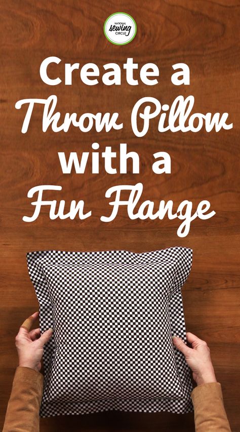 Sewing Throw Pillows, Sew Pillow, Diy Pillow Covers, Doors Repurposed, Sewing Circles, Beginner Sewing Projects Easy, Sewing Pillows, Diy Pillows, Sewing Projects For Beginners