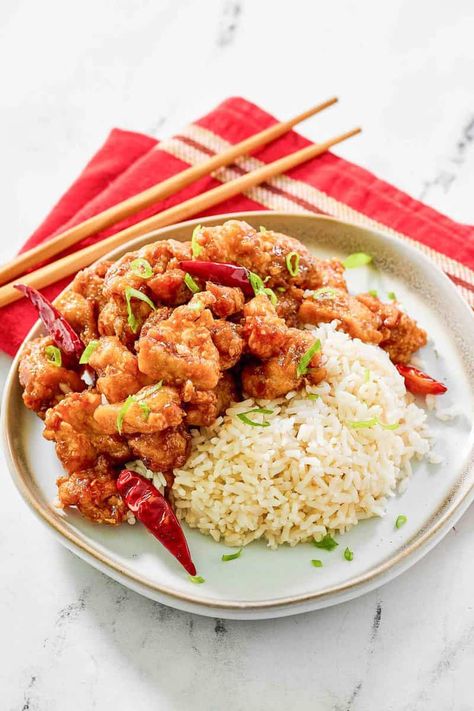 Chilis Southwest Chicken Soup, Panda Express Fried Rice, Southwest Chicken Soup, Popular Chinese Dishes, Restaurant Inspired Recipes, Sweet Sour Chicken, Orange Chicken Recipe, Hot Orange, Copykat Recipes