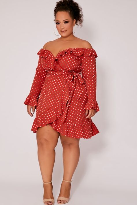 Plus Size Summer Outfits Torrid, Curvy Bodycon Dress Outfit, Curvy Dress Outfits, Big Stomach Outfits For Women, Plus Size Vacation Outfits, Bahamas Outfits, Dani Dyer, Plus Size Summer Outfits Big Stomach, Bachelorette Brunch