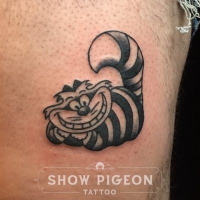 Cheshire Cat Black And White, Cheshire Cat Tattoo Simple, Cheshire Cat Tattoo Black And White, Chester Cat Tattoo, Alice In Wonderland Tattoo Cheshire Cat, Chesire Cat Tattoos, Caterpillar Tattoo, Keyhole Tattoo, Geometric Cat Tattoo