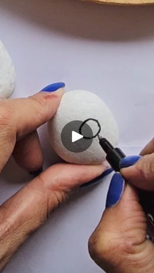 9.8K views · 158 reactions | Easy way to Paint Owl on Pebble 🦉
#painting | By Little RocksFacebook Easy Pebble Painting, Animal Painted Rocks Easy, Owl Rock Painting Easy, Owl Painted Rocks Ideas, Owl Rocks, Rock Painting Tutorial, Diy Rock Art, Painted Rock Animals, Stone Pictures