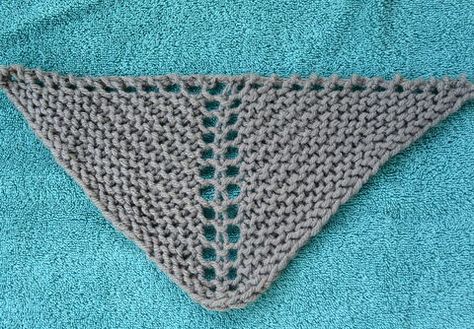 Knit Shawl Pattern, Free Knit Shawl Patterns, Comfort Shawl, Blanket Squares, Shawl Knitting, Beginner Knitting, Freebie Friday, Triangle Shawl, Knitting Tips