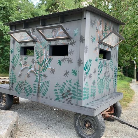 Gravity Wagon Deer Blind, Ag Mech Projects, Hunting Cart, Hunting Trailer, Deer Hunting Stands, Shooting Stand, Hunting Shack, Deer Blinds, Blind Ideas