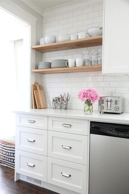 all white simple kitchen with open wood shelves Kitchen With Open Shelving, Splashback Ideas, Kitchen Basement, Cocina Diy, House Flip, Gray And White Kitchen, White Shaker Cabinets, Herringbone Backsplash, Whoop Whoop