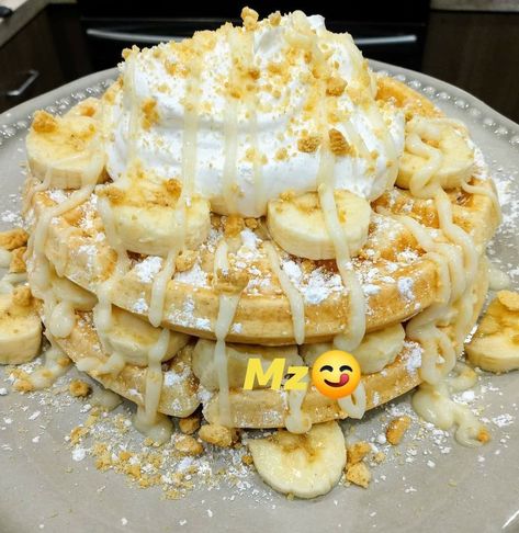 Funnel Cake Fries, Disney Desserts, Waffle Maker Recipes, African Cooking, Junk Food Snacks, Weight Watchers Desserts, Unique Desserts, Food Babe, Yummy Comfort Food