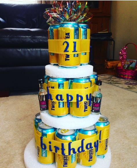 Twisted Tea can birthday cake🎉 Diy 21st Birthday Gifts, 21st Birthday Themes, Lake Birthday, Guys 21st Birthday, Alcohol Cake, Kids Tea Party, Fun Drinks Alcohol, 21st Bday Ideas, Pretty Alcoholic Drinks