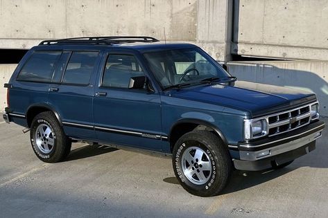 Chevrolet 4x4, Gmc 4x4, Chevy Luv, Chevrolet S 10, S10 Blazer, Chevy S10, Car Magazine, 4x4 Trucks, Chevrolet Blazer