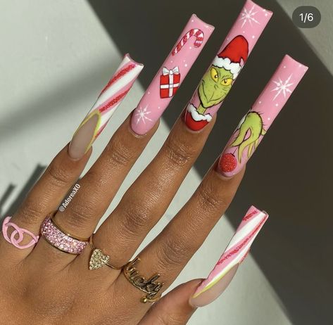 Nails Ideas December, Simple Christmas Nail Ideas, Classy Christmas Nails, Cute Christmas Nail Designs, Simple Christmas Nail, Christmas Nail Designs Acrylic, Grinch Nails, Unique Manicure, Mobile Nails