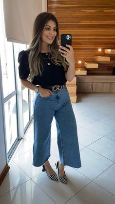 Culottes Outfit, Job Clothes, Outfits Con Jeans, Modest Casual Outfits, Looks Jeans, Summer Fits, Casual Chic Outfit, Fashion Mistakes, Looks Chic