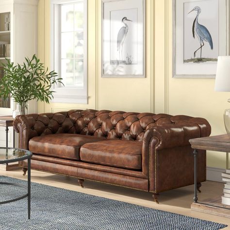 Brown Chesterfield Sofa, Comfy Cozy Home, Brown Leather Furniture, Chesterfield Couch, Barbershop Ideas, Chesterfield Sofa Bed, Backyard Barn, Rustic Sofa, Sofa Style