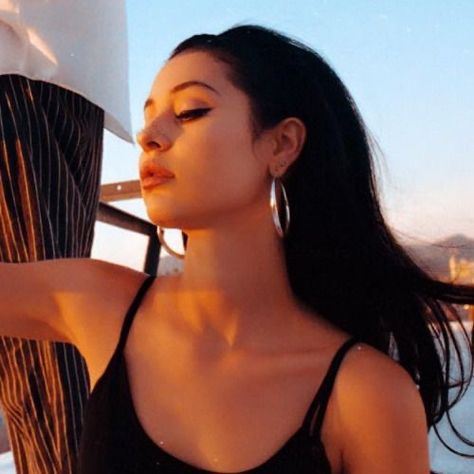 Alexa Demie Icons, Alexa Demie, Black Hair, A Woman, Hoop Earrings, Hair, On Instagram, Black, Instagram