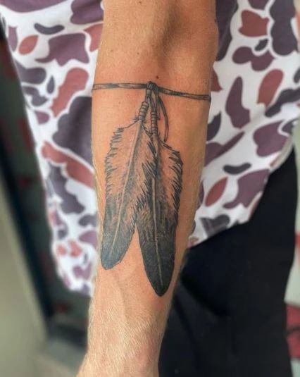 Feather Tattoo Meaning And 105 Inspiring Tattoos To Choose From Feather Pen Tattoo, Feather Tattoo Placement, Eagle Feather Tattoos, Rope Tattoo, Feather Tattoo Colour, Infinity Tattoo With Feather, Kind Tattoo, Inspiring Tattoos, Feather Tattoo Meaning