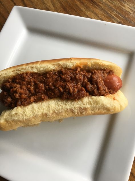 Michigan Hot Dog Sauce Recipe, Michigan Sauce, Hot Dog Sauce Recipe, Hot Dog Sauce, Hot Dog Recipes, Canned Tomato Sauce, Crushed Red Pepper Flakes, Dog Recipes, Down South