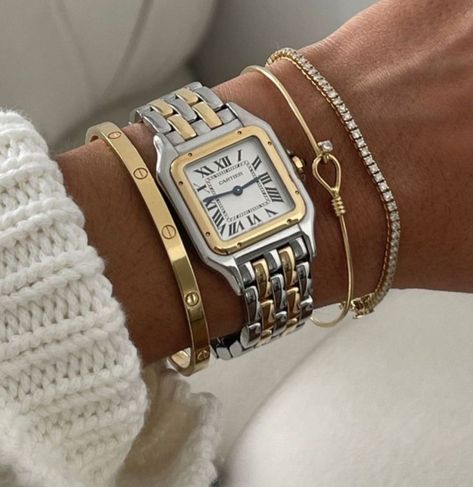 Cartier Watches Women, Bracelet Cartier, Bracelet Love, Luxe Jewelry, Cartier Watch, Dope Jewelry, Classy Jewelry, Jewelry Essentials, Stacked Jewelry