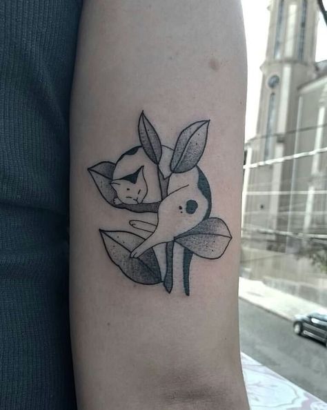 Cat With Plants Tattoo, Cat Plant Tattoo, Tatoo Inspiration, Black Cat Tattoos, Cat Tattoos, Plant Tattoo, Time Tattoos, Simplistic Tattoos, Piercing Tattoo