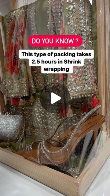 Bridal Dress Packing, Bridal Packing Ideas, Dress Packing Ideas Wedding, Saree Packing Ideas Wedding, Wedding Parcels, Balloon Hamper, Saree Packing, 2 Balloon, Wedding Gift Hampers