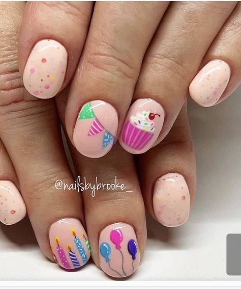 Cupcake Nail Art, 31 Birthday, 21st Birthday Nails, Birthday Nail Art, Birthday Nail Designs, Birthday Nail, Confetti Nails, Nail Color Trends, Nail Pops