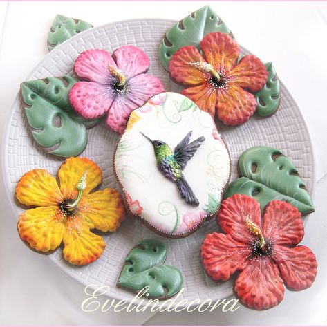 Bird Sugar Cookies, Hummingbird Cookies, Tropical Cookies, Sugar Cookies Royal Icing, Abc Cookies, Hawaiian Cookies, Cookies Royal Icing, Flower Sugar Cookies, Bird Cookies