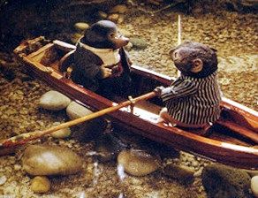 Mole, Rat, Wind in the Willows, Riverbank Wind In The Willows, Little Critter, Crafty Projects, Animal Dolls, Toad, Mole, Boating, Rats, Art Inspo